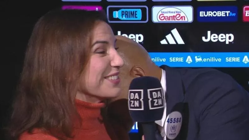 Το φιλί του Σπαλέτι στη Ζίλε που προκάλεσε αντιδράσεις