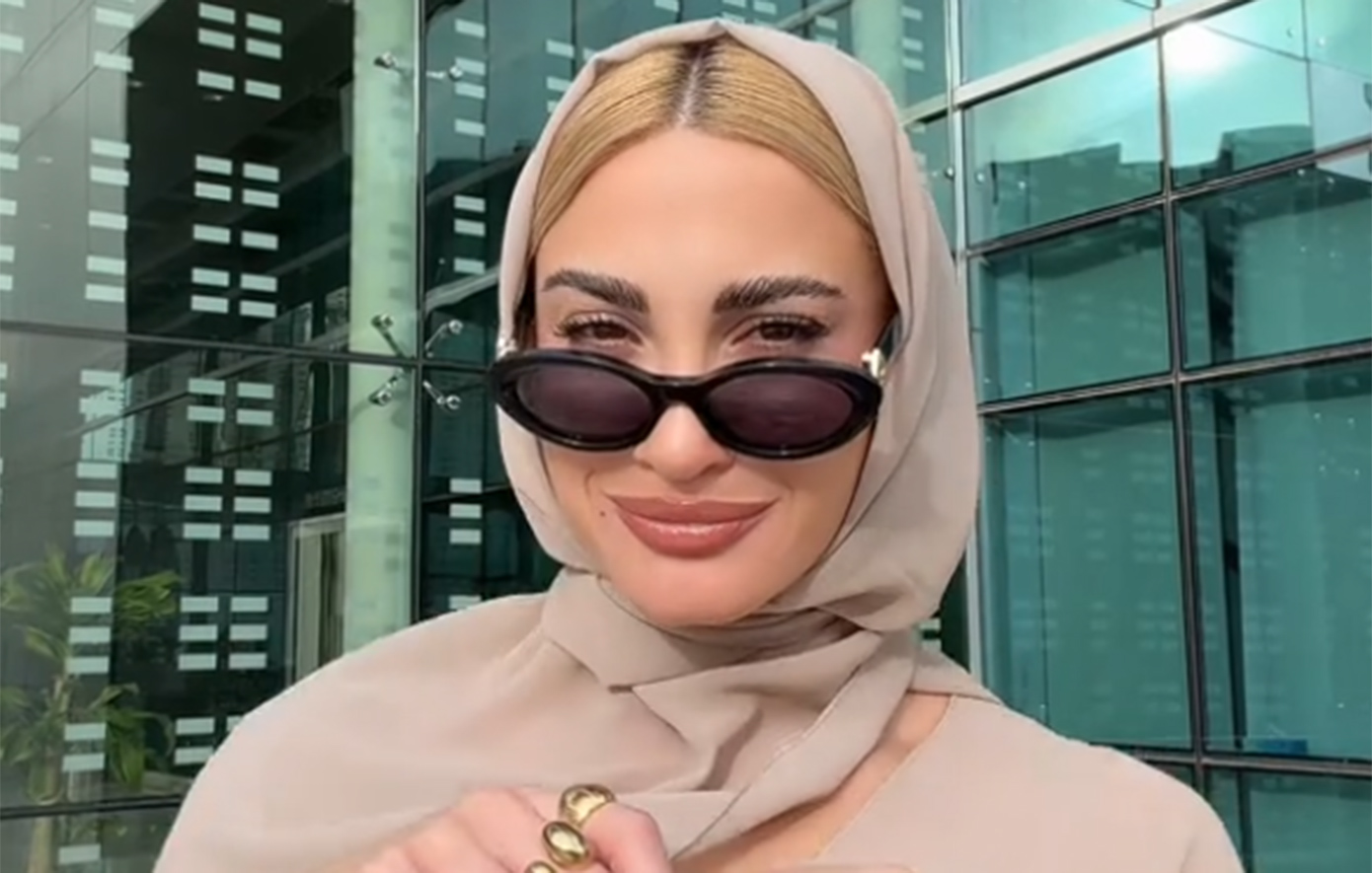 Ιωάννα Τούνη: «Να έχεις λεφτά για όποιο ταξίδι θέλεις, αλλά να μην τα ξοδεύεις γιατί σε πηγαίνει ταξίδι το αγόρι σου με τα δικά του»