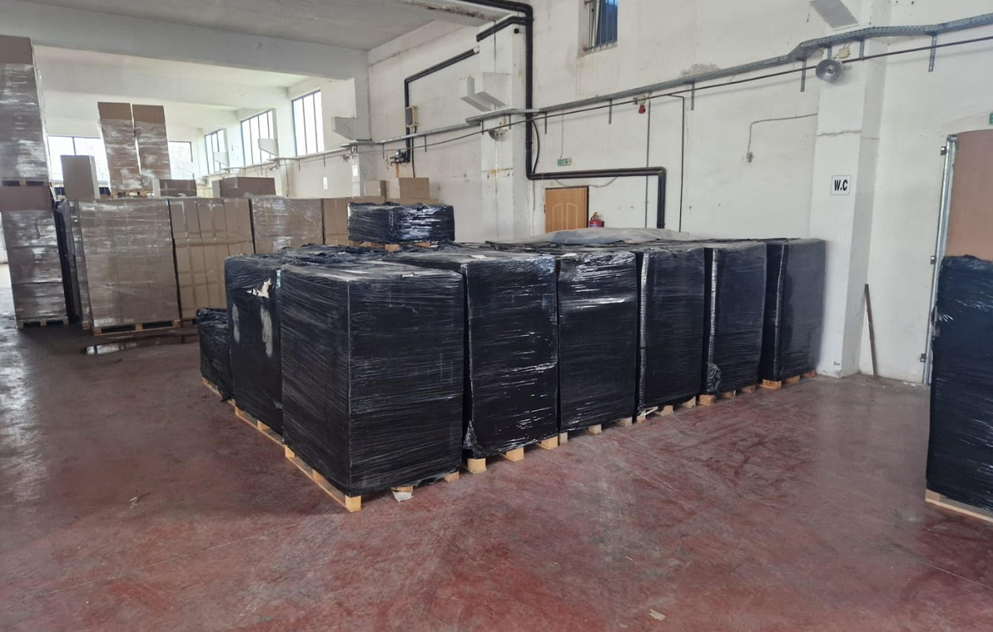 25 συλλήψεις για το κύκλωμα λαθραίων τσιγάρων &#8211; Βίντεο και φωτογραφίες από την έφοδο σε Αττική, Βοιωτία, Μαγνησία και Κατερίνη