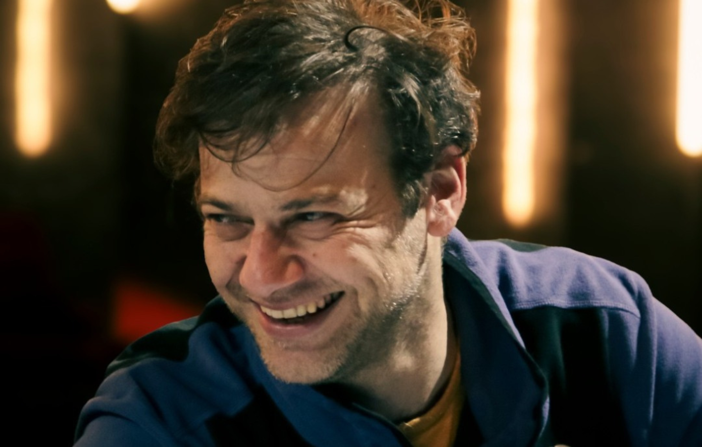 Ορέστης Τζιόβας για γονεϊκότητα: «Δεν νομίζω ότι είμαι έτοιμος ακόμα να αφιερωθώ σε αυτό το τεράστιο εγχείρημα»