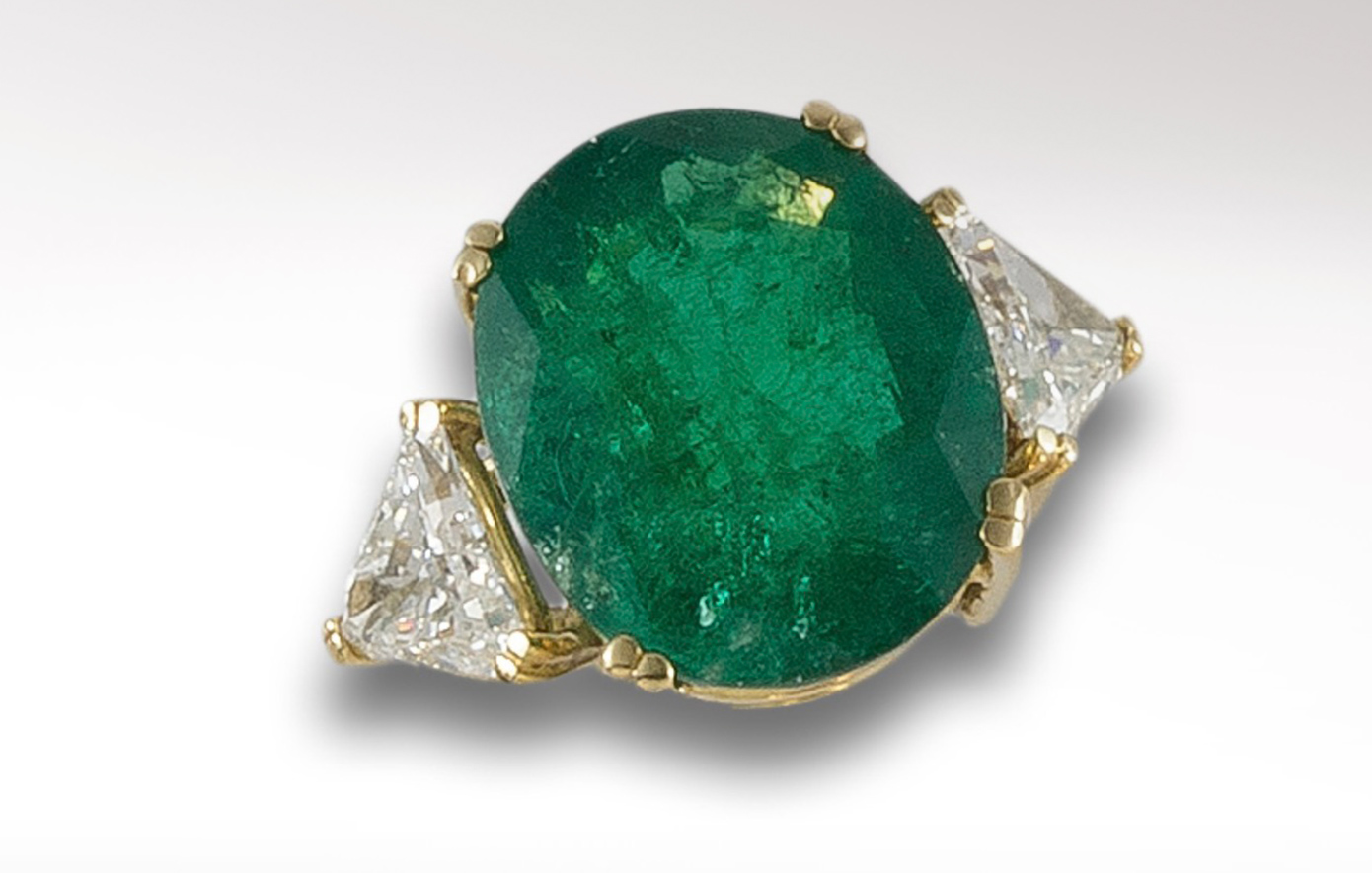 Άλλαξε «χέρια» το δαχτυλίδι αρραβώνων της βασίλισσας Φαμπιόλα του Βελγίου