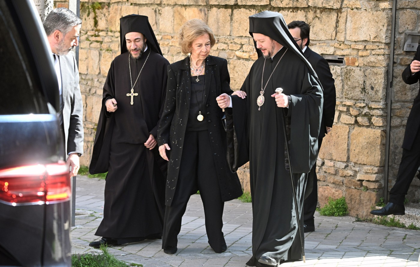 Πριγκίπισσα Ειρήνη: Η βασίλισσα Σοφία τέλεσε μνημόσυνο για τα 40ήμερα &#8211; Οι ηχηρές απουσίες