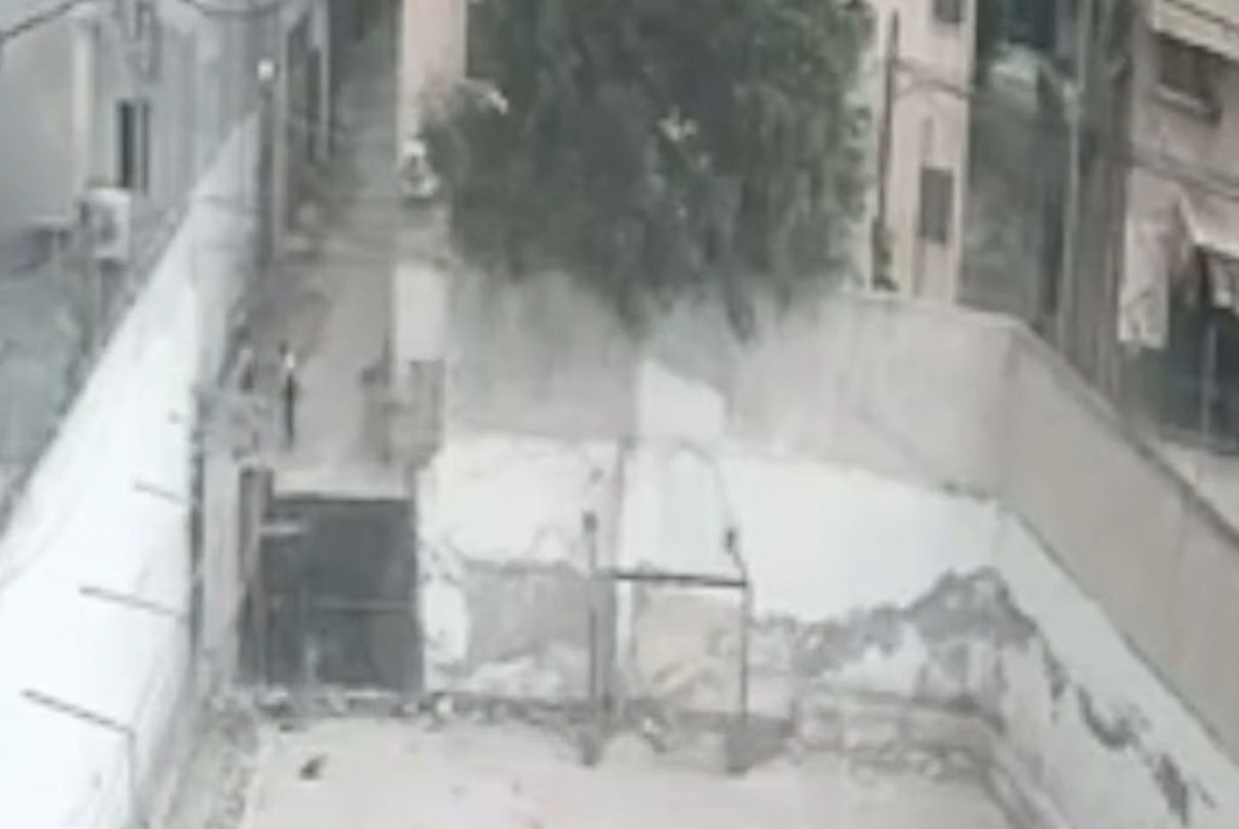 Βίντεο κατέγραψε τις τελευταίες στιγμές 14χρονου Παλαιστίνιου &#8211; Ισραηλινοί στρατιώτες τον πυροβόλησαν και τον άφησαν αιμόφυρτο στο έδαφος