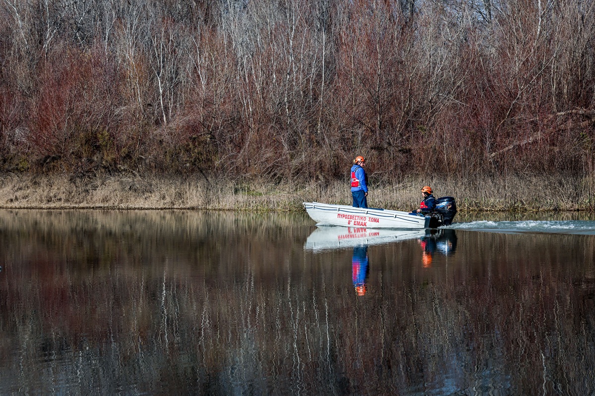Απόπειρα αυτοκτονίας εκπαιδευτικού στα Τρίκαλα &#8211; Βούτηξε στα παγωμένα νερά του Πηνειού
