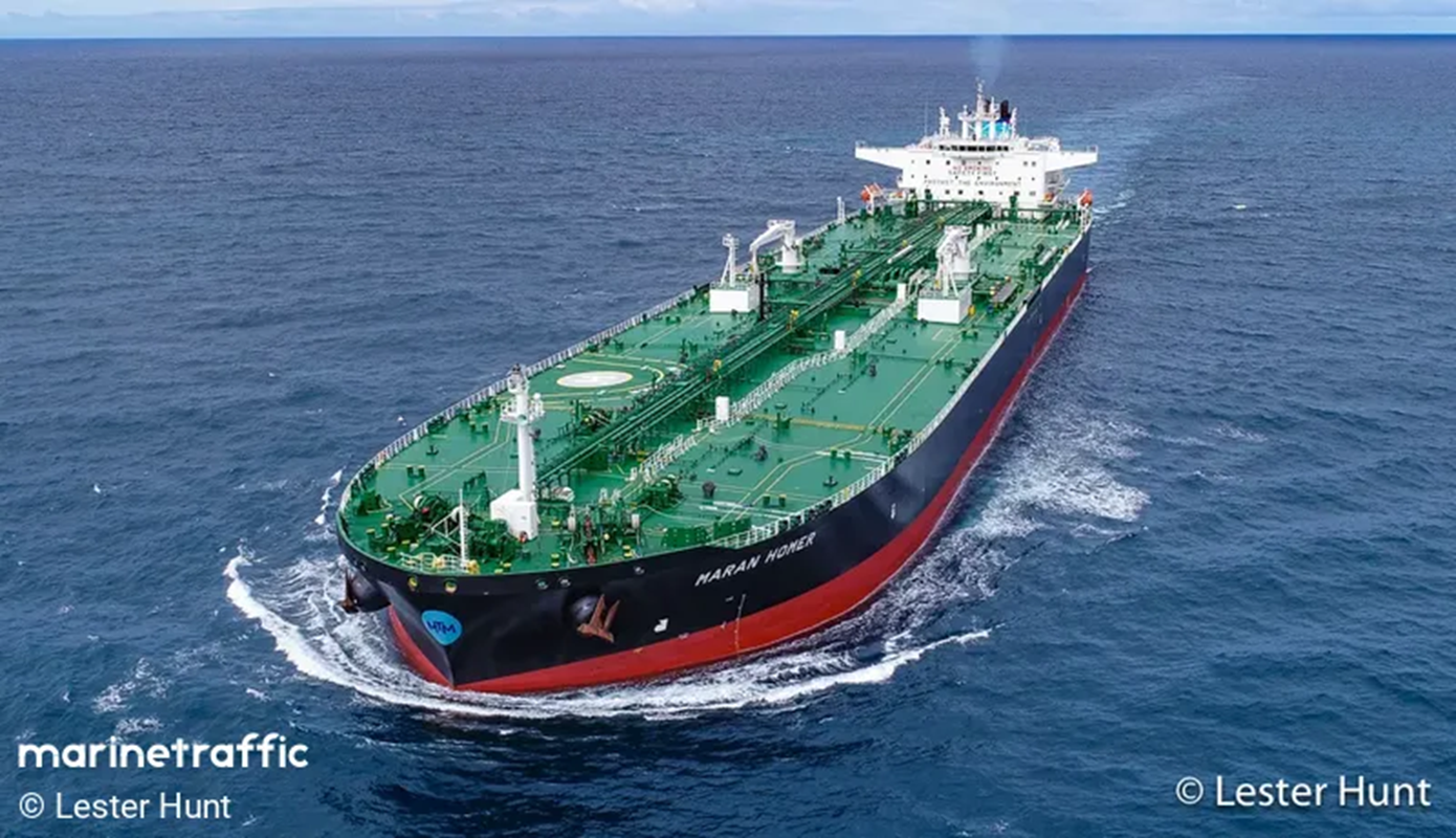 Πυραυλικό πλήγμα σε ελληνόκτητο δεξαμενόπλοιο στη Μαύρη Θάλασσα κοντά στο Νοβοροσίσκ &#8211; Σώοι 10 Έλληνες και 14 αλλοδαποί ναυτικοί