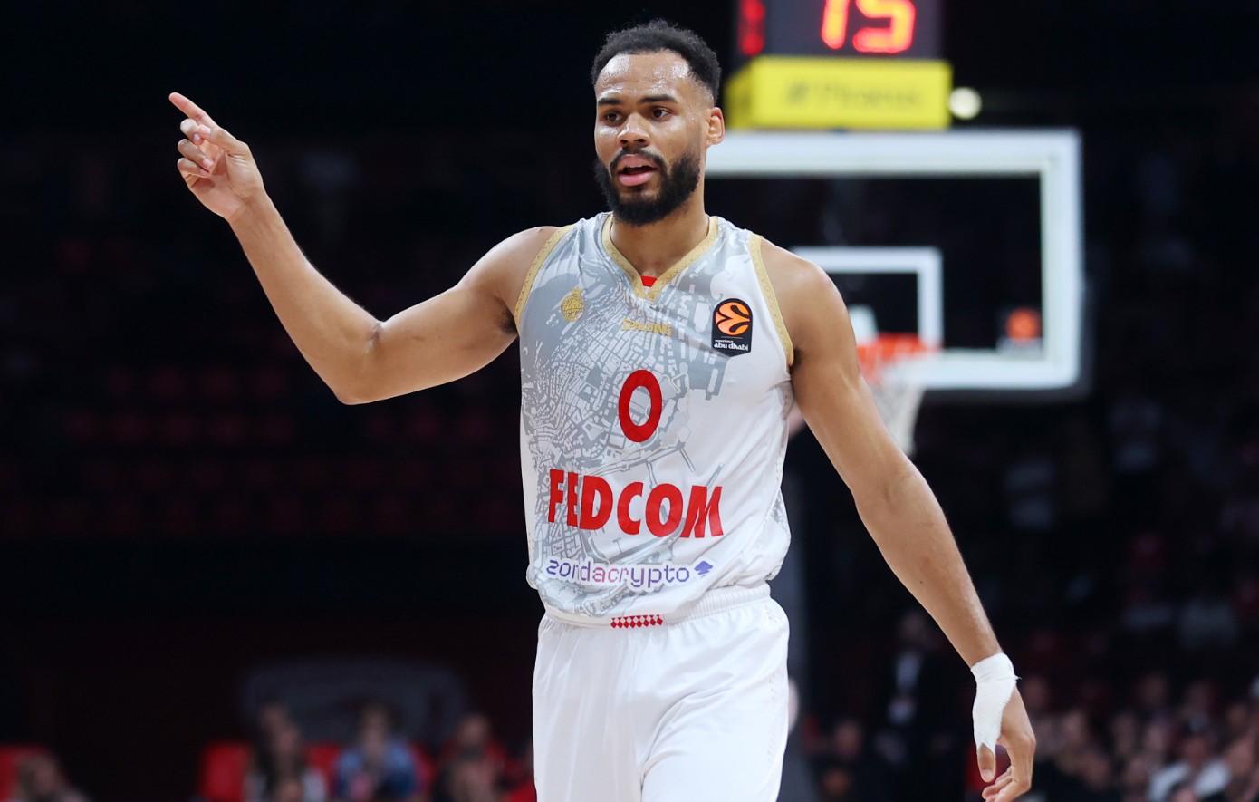 Euroleague: Η Μονακό των 9 παικτών έκανε ηρωική ανατροπή επί της Αρμάνι Μιλάνο