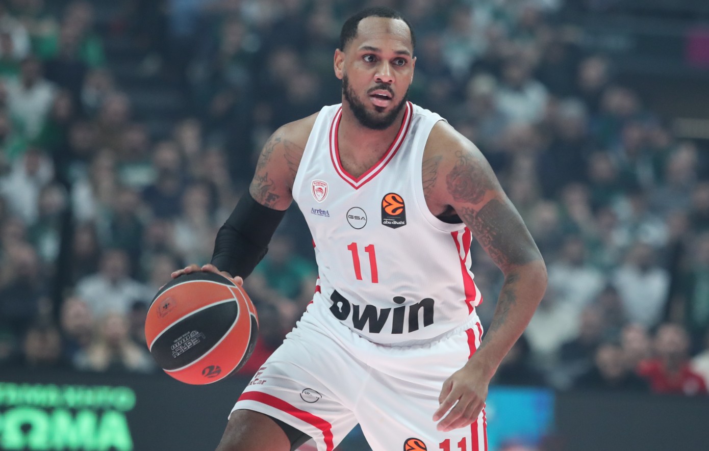 Παρί &#8211; Ολυμπιακός: Με Μόρις η 12άδα των «ερυθρόλευκων»