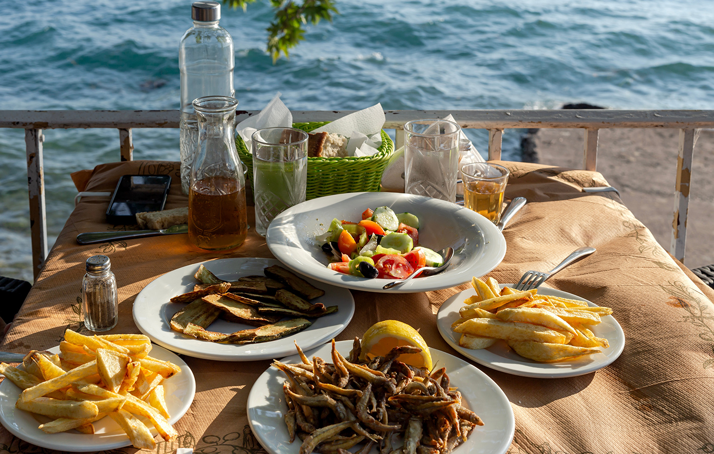 Συνάντηση φορέων για την υπογραφή συλλογικών συμάσεων στον επισιτισμό, τουρισμό και αρτοποιία