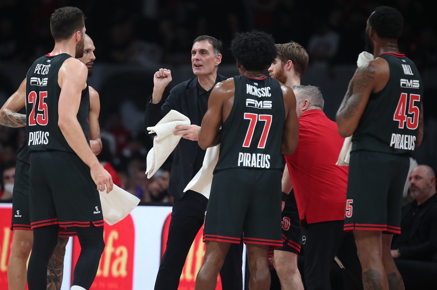 Διπλό χτύπημα Αγγελόπουλων πριν το F4 &#8211; Επτά εκατομμύρια για δύο μεταγραφές ο Ολυμπιακός