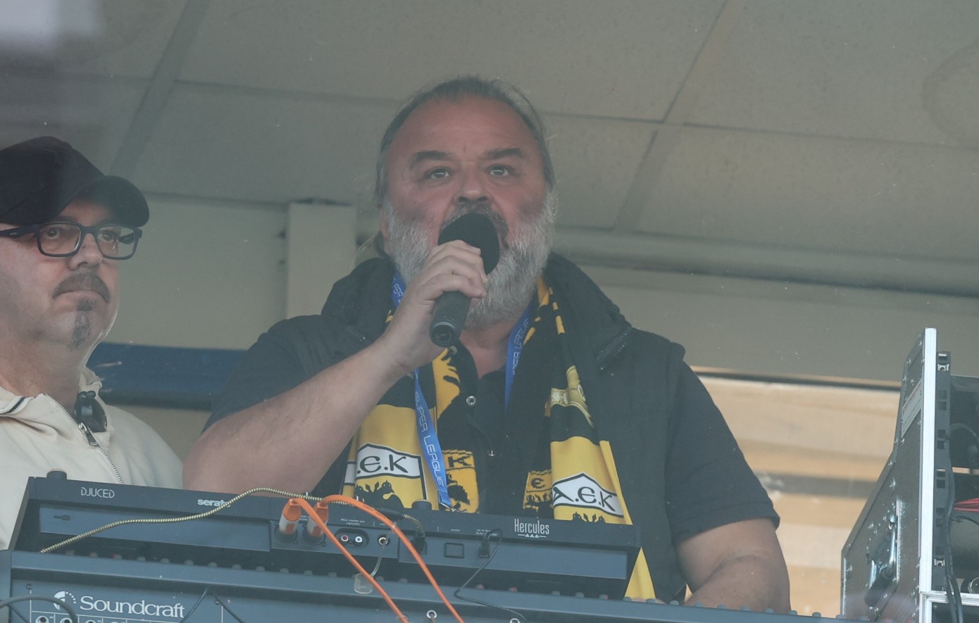 Ηλιόπουλος: Ημέρα γιορτής για το ελληνικό ποδόσφαιρο, δεν θα δώσουμε δικαίωμα σε κανένα προβοκάτορα