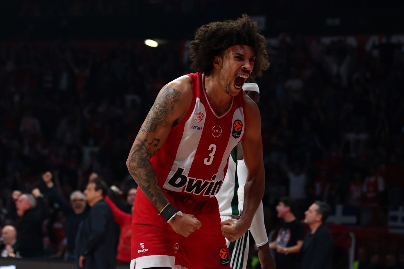 Euroleague: Αφεντικό στην Ευρώπη ο Ολυμπιακός, 86-80 τον Παναθηναϊκό και 11-0 σερί νίκες