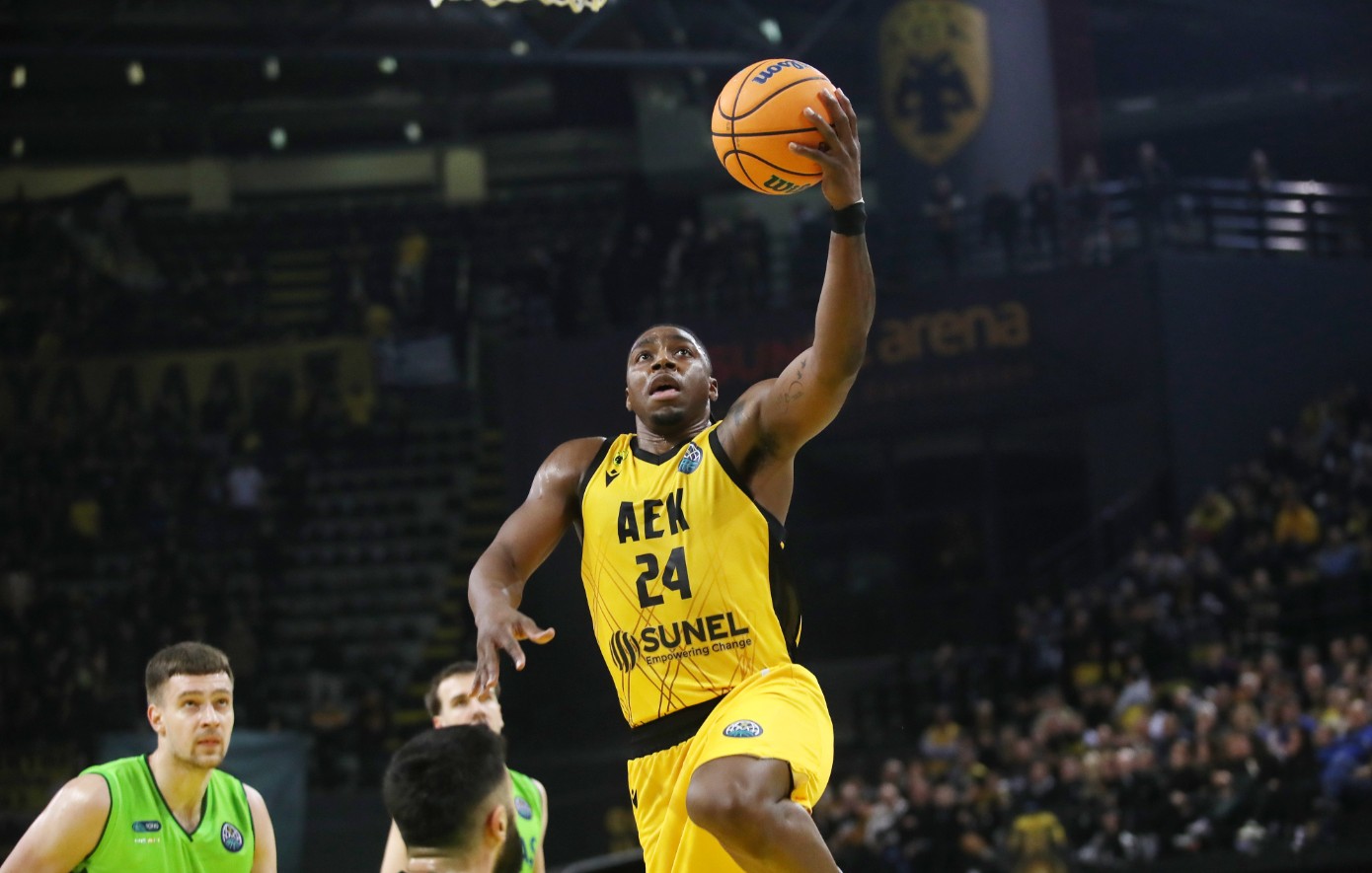 BCL: Συνεχίζει αήττητη η ΑΕΚ που καθάρισε και την Τόφας