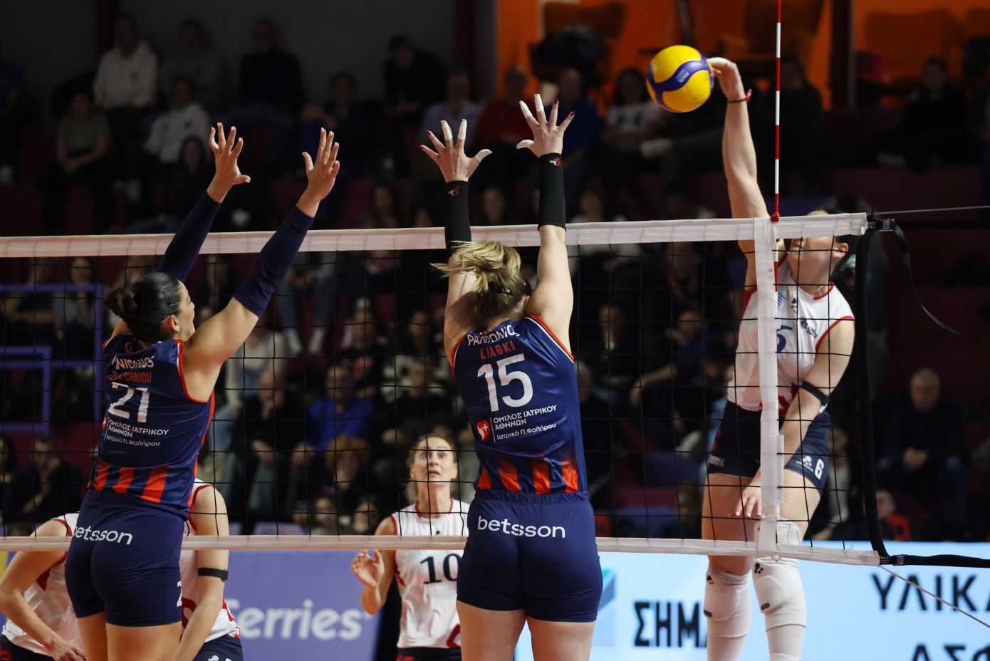 Volley League Γυναικών: Πέφτει η αυλαία με μάχες για την είσοδο στα play off