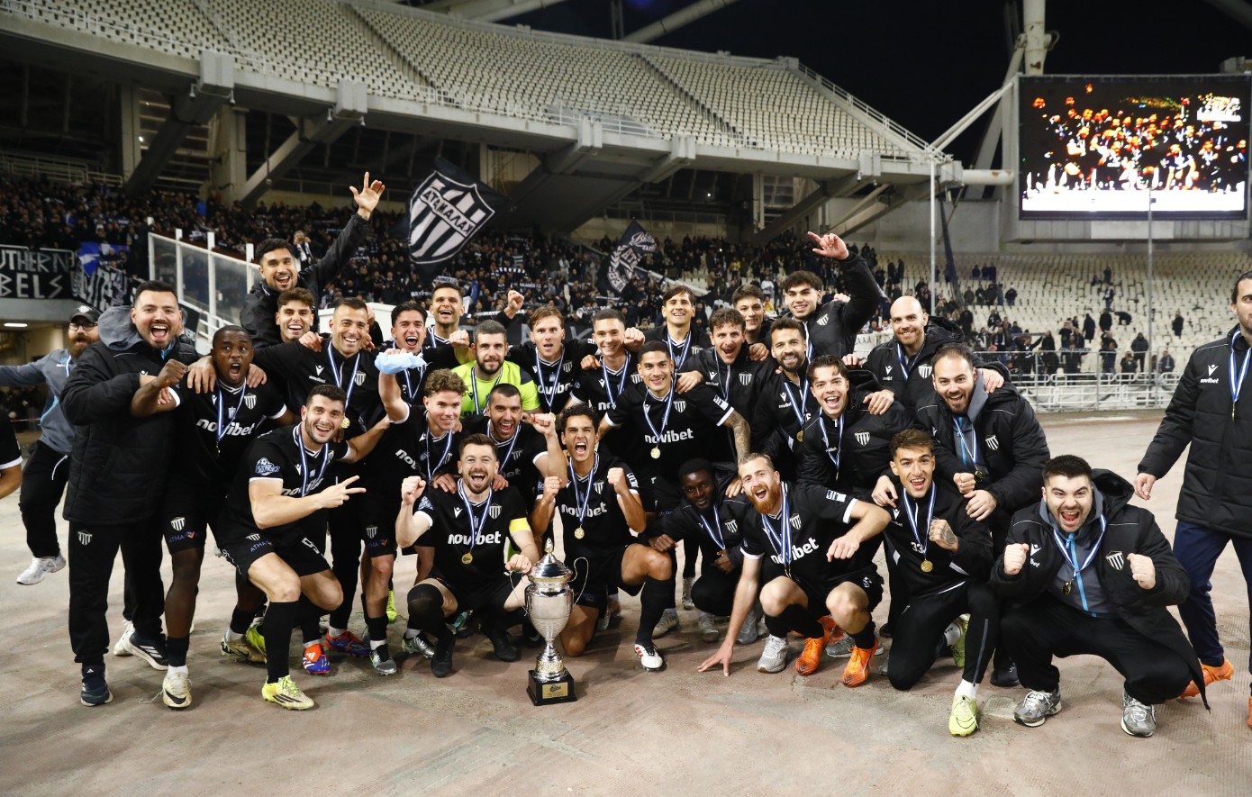 Super League 2: Η απονομή του Super Cup στην Καλαμάτα και το πάρτι με τους οπαδούς