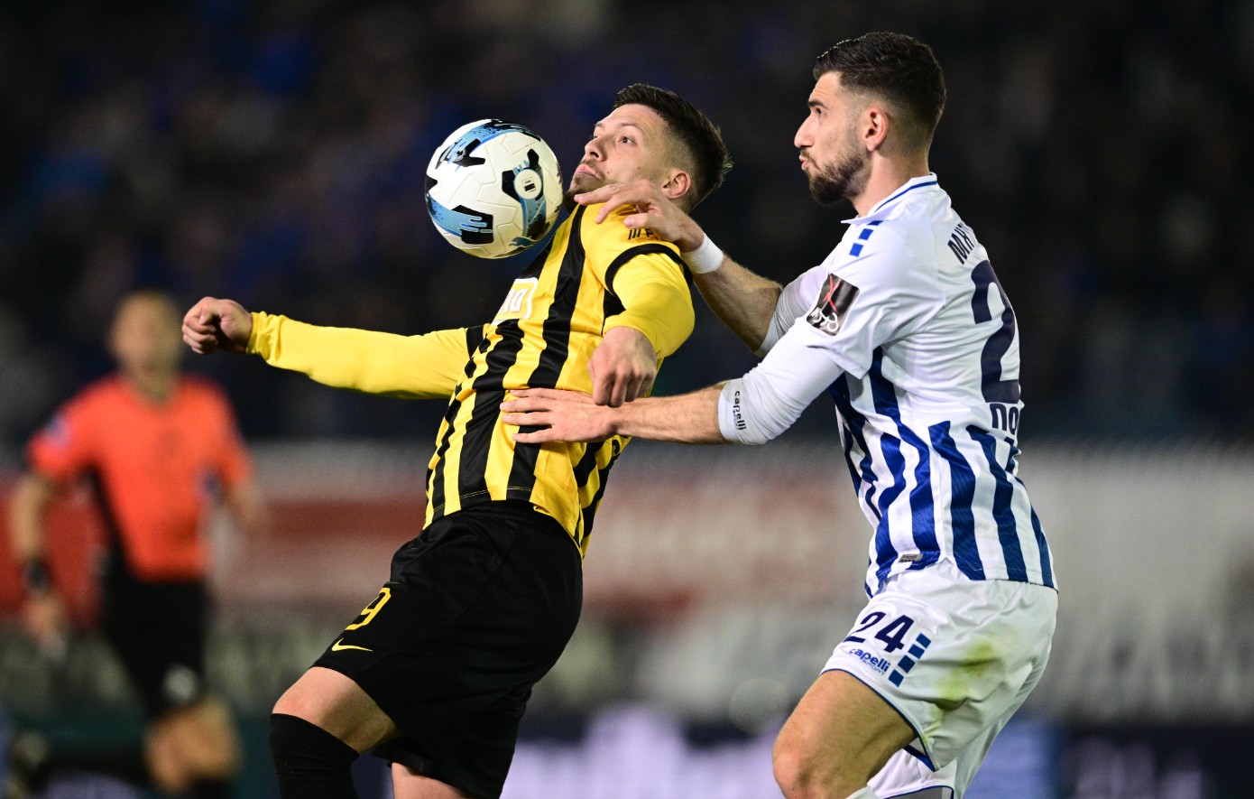 Η απόλυτη τρέλα στο πρωτάθλημα: Τριπλή ισοβαθμία μετά το 2-2 της ΑΕΚ με τον Ατρόμητο