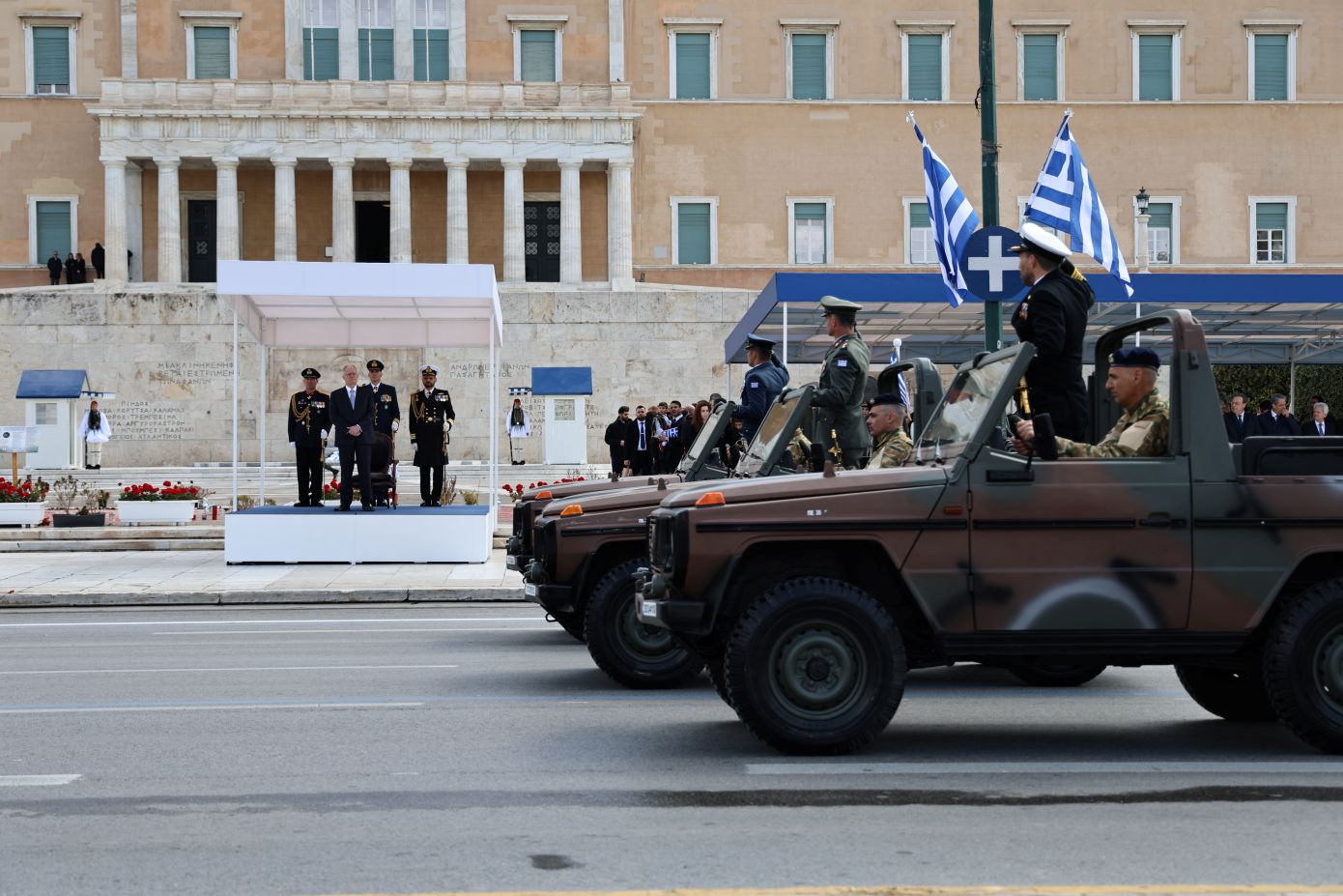 25η Μαρτίου: Δείτε live τη στρατιωτική παρέλαση στην Αθήνα