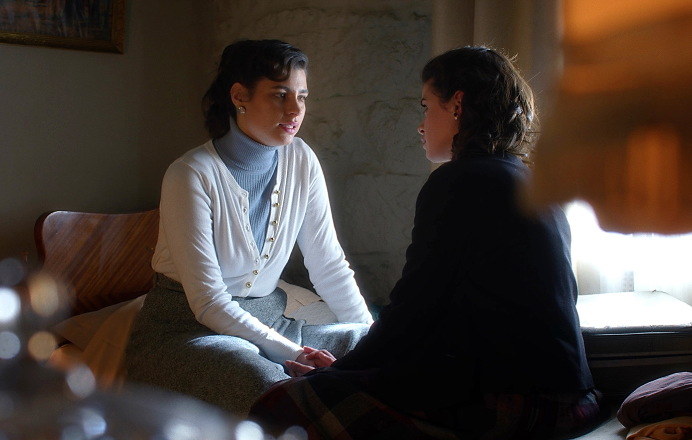 Άγιος έρωτας - Ο Νικόλαος είναι έτοιμος να αφήσει την Εκκλησία για τη Χλόη Άγιος έρωτας - Ο Νικόλαος είναι έτοιμος να αφήσει την Εκκλησία για τη Χλόη