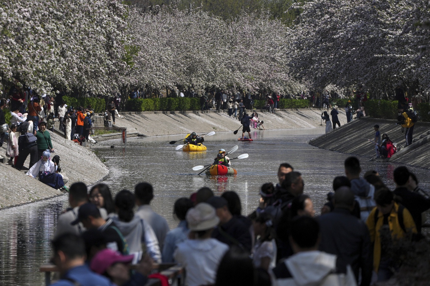 Ιστορικά ρεκόρ κατέγραψε ο εσωτερικός τουρισμός της Κίνας το 2025, αλλά και κατά το φετινό Φεστιβάλ της Άνοιξης