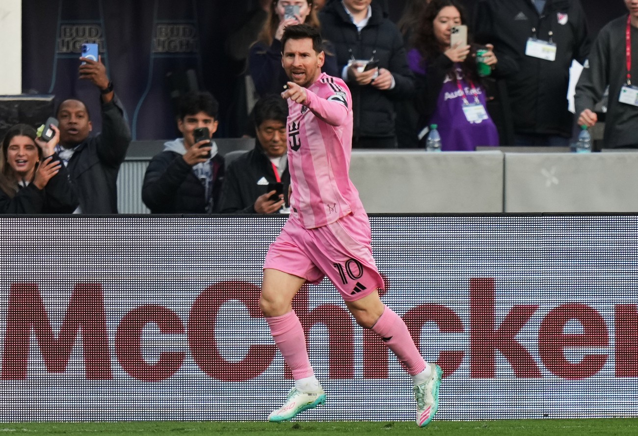 Ο Μέσι έφτασε τα 900 γκολ &#8211; 21 χρόνια σπουδαίας καριέρας