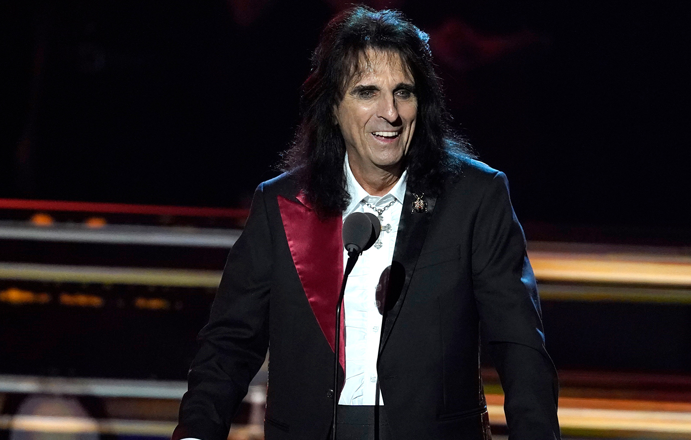 «Devil on My Shoulder»: Τα νέα απομνημονεύματα που ανακοίνωσε ο Άλις Κούπερ