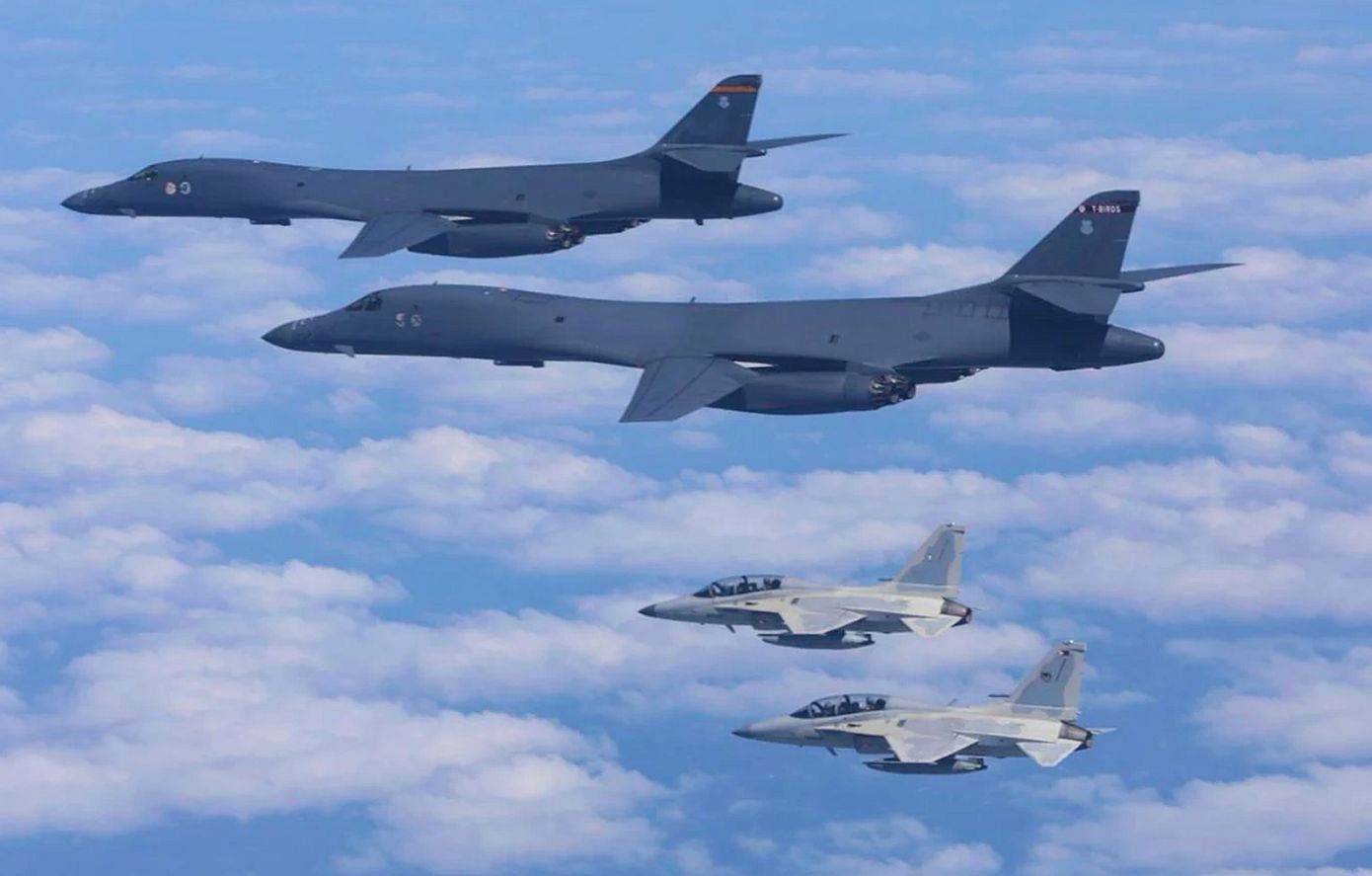 Τα αμερικανικά B-1 Lancer στη Βρετανία: Ο Τραμπ προετοιμάζεται για το «Μεγάλο Χτύπημα» στο Ιράν