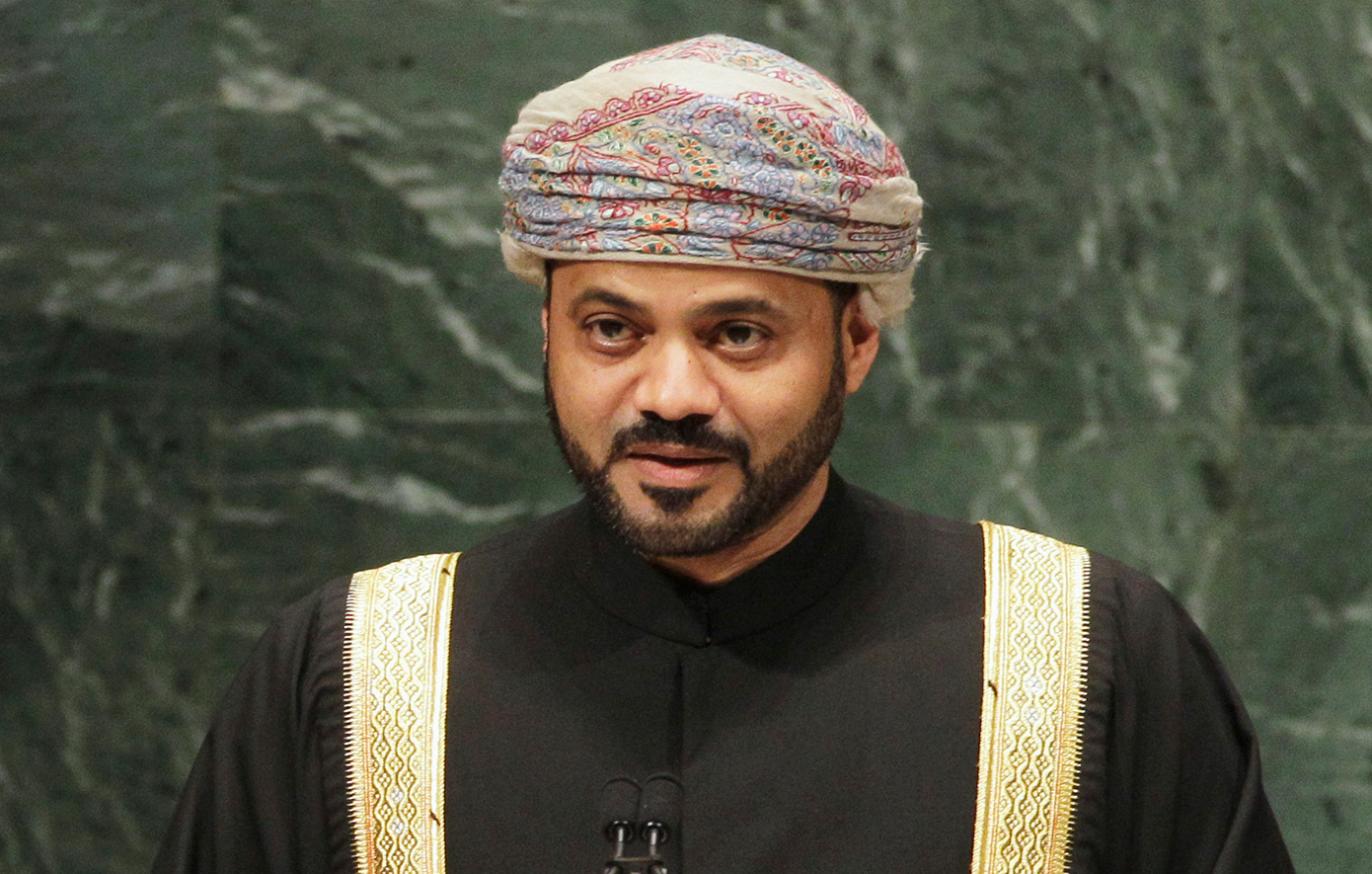 Ο υπουργός Εξωτερικών του Ομάν κατηγορεί τις ΗΠΑ ότι «επέτρεψαν στον εαυτό τους να παρασυρθούν» στον πόλεμο