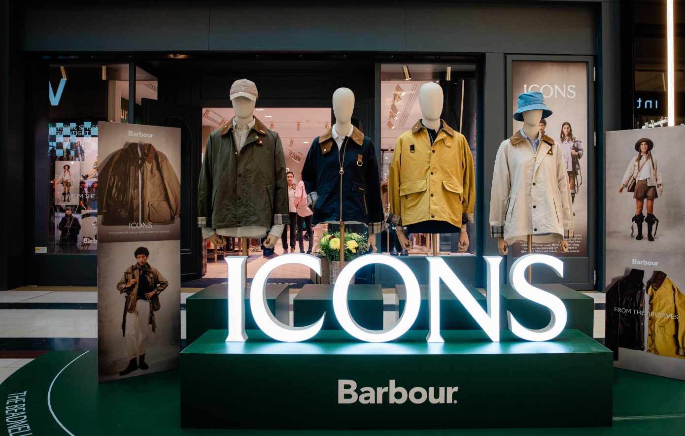 Η συλλογή Barbour Icons SS26 επαναπροσδιορίζει το διαχρονικό outerwear με σύγχρονη ακρίβεια
