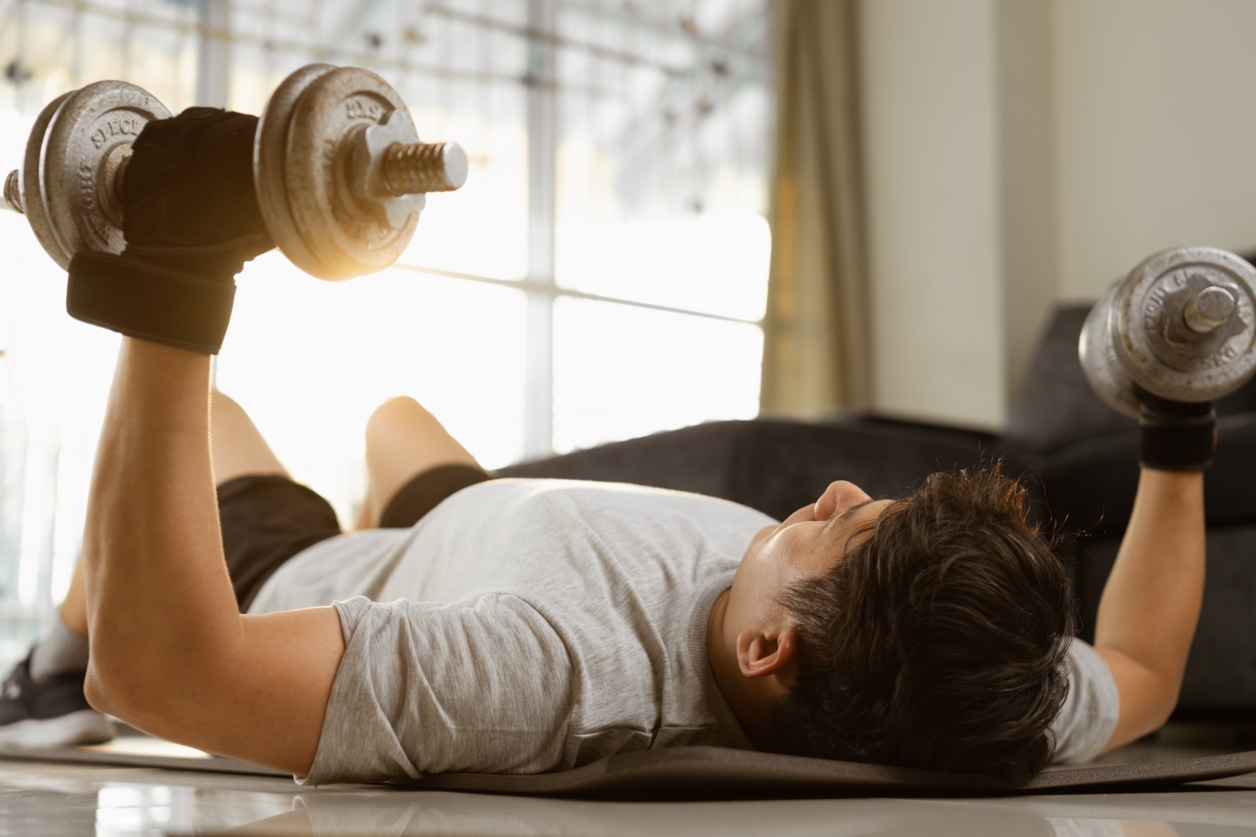 Είστε πάνω από 45; Δοκιμάστε αυτές τις 4 ασκήσεις για καλύτερη αντοχή