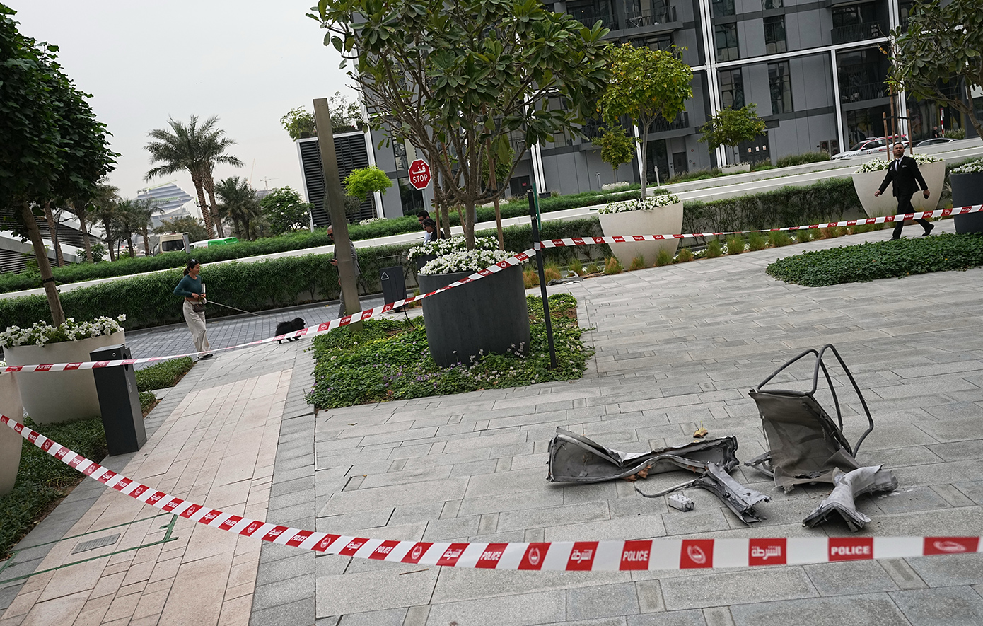 Τρύπα σε ουρανοξύστη στο Ντουμπάι