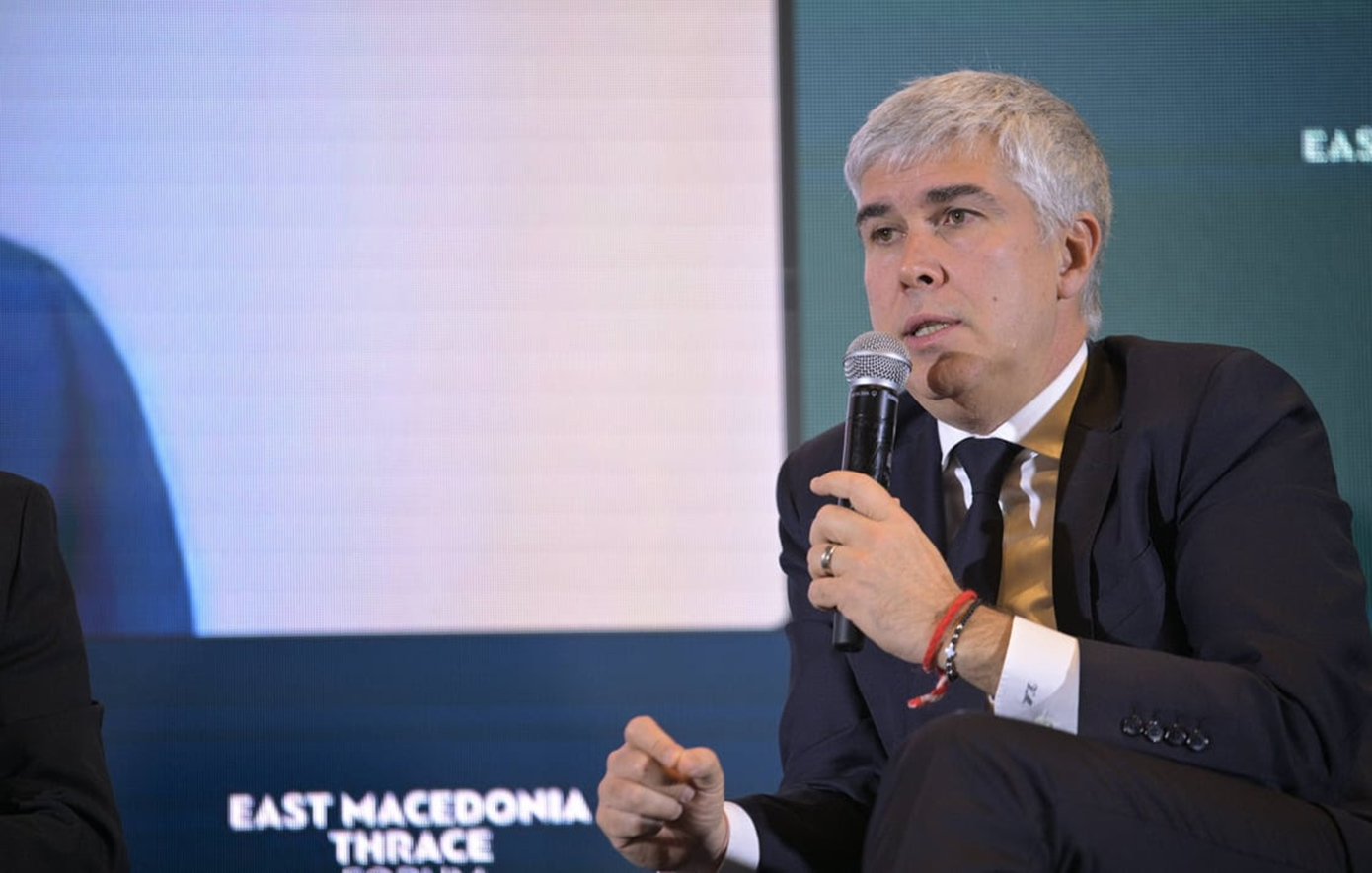 Πώς θα γίνει ανταγωνιστικός ο Κάθετος Άξονας - Δεύτερο FSRU στην Αλεξανδρούπολη