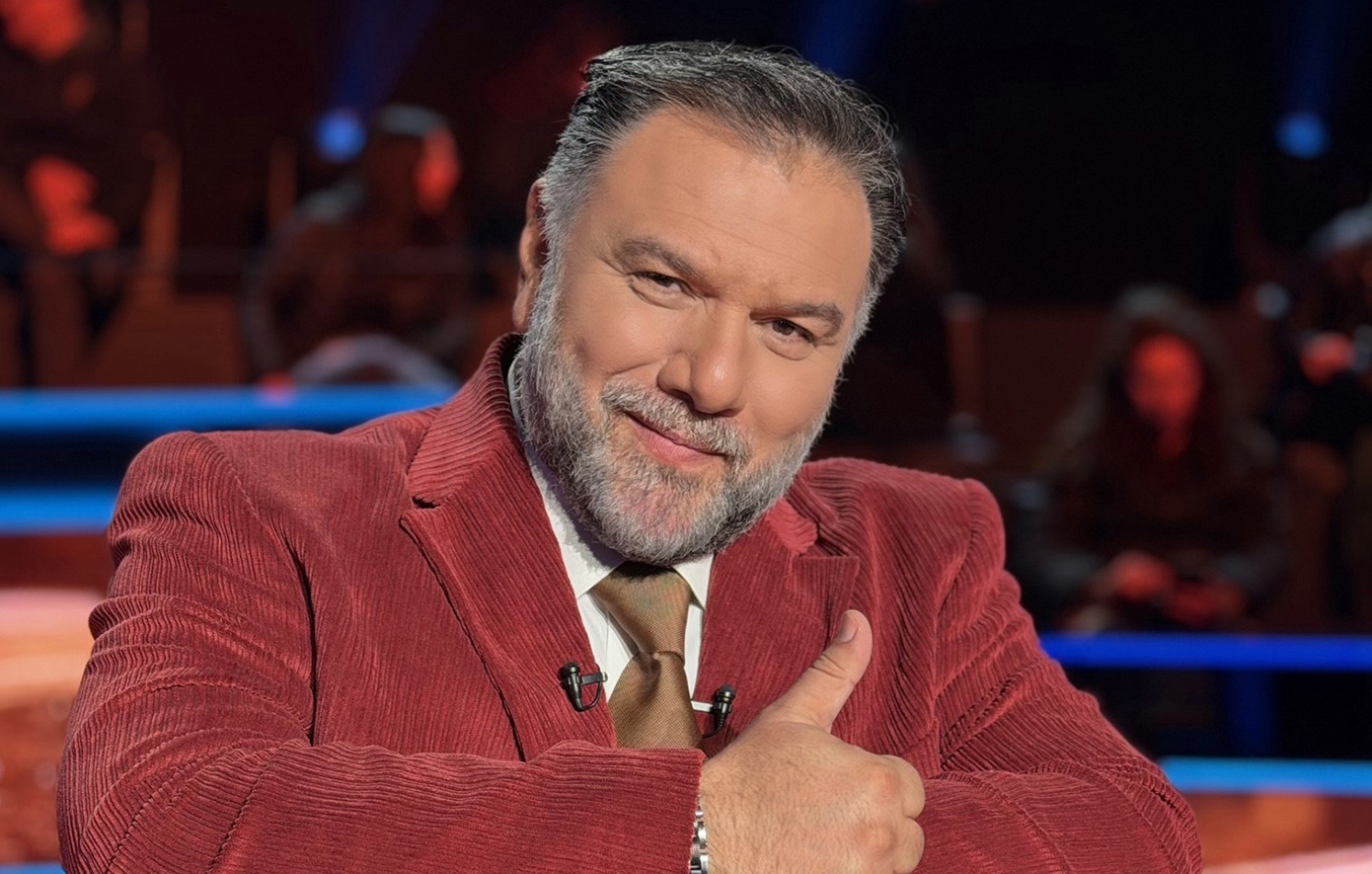 Σε όποιο νόμισμα και αν τα υπολογίσει ο Γρηγόρης Αρναούτογλου τα λεφτά που δίνονται για 1η φορά στο «Ποιος Θέλει Να Γίνει Εκατομμυριούχος;» είναι πολλά!