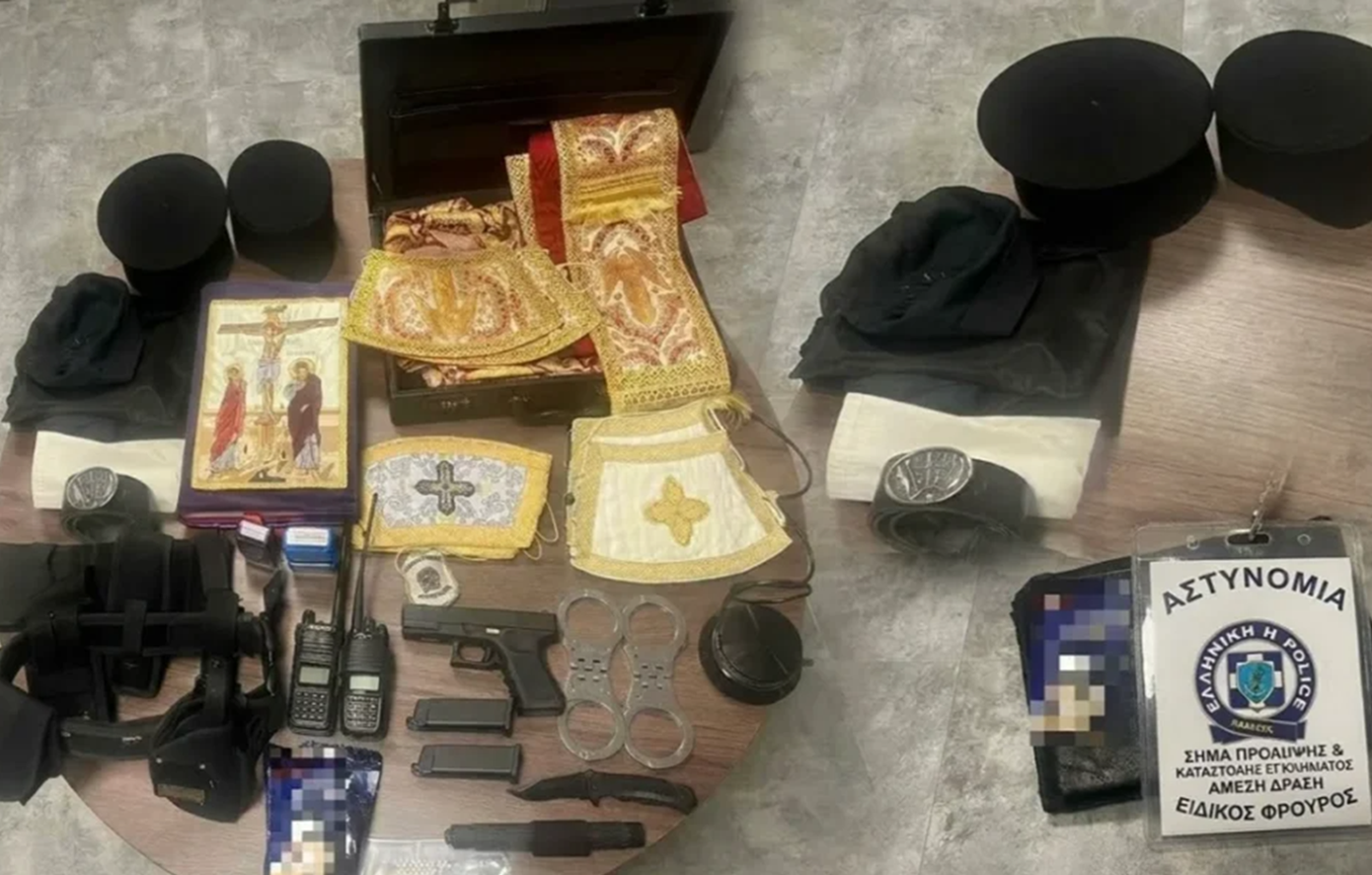 Απίστευτη σύλληψη στα Ιωάννινα: Ντυνόταν μοναχός και είχε εξοπλισμό αστυνομικού, ακόμη και φάρο