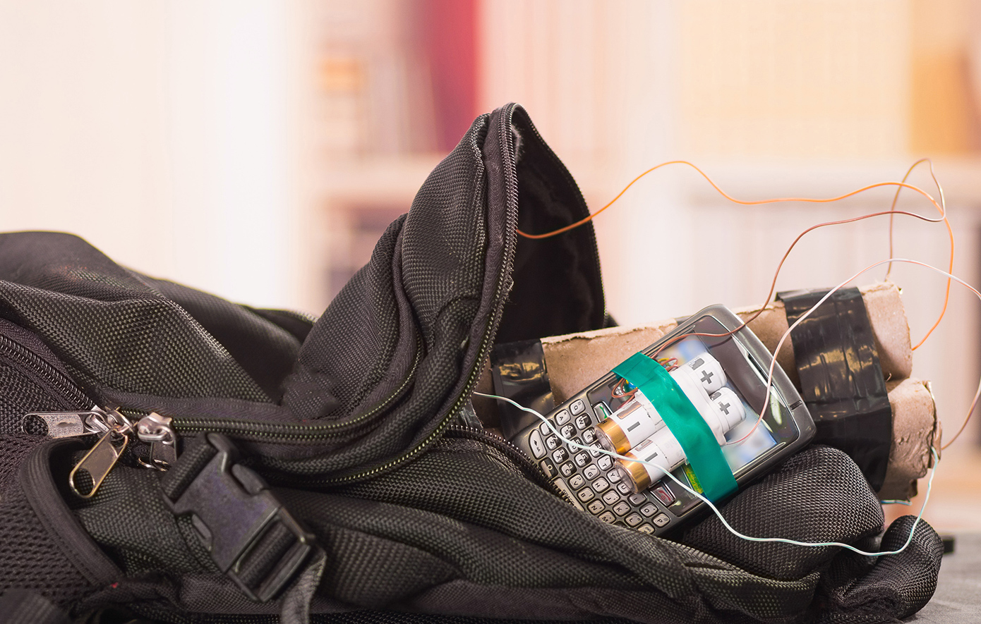 Τρόμος στην Ιρλανδία: Μασκοφόροι μετέτρεψαν οδηγό σε «ζωντανή βόμβα» κατά της αστυνομίας