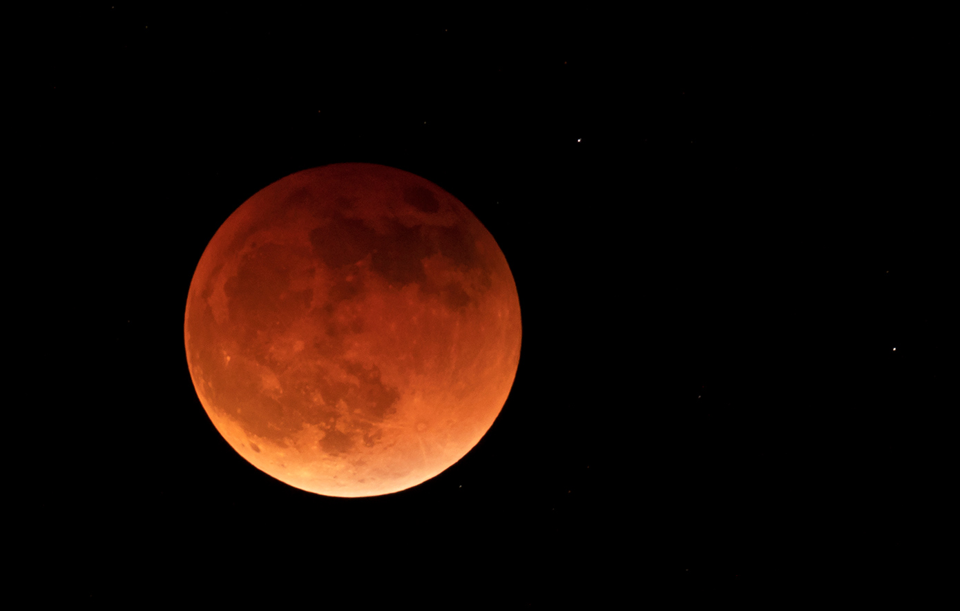 Ολική έκλειψη Σελήνης: Τα βασικά χαρακτηριστικά του φαινομένου &#8211; Από πού θα είναι ορατή