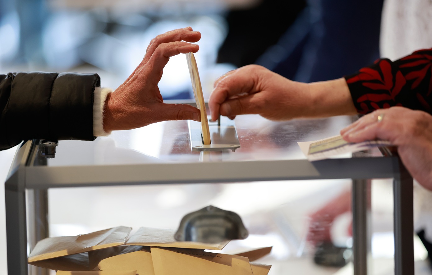 Νικητές και ηττημένοι στις δημοτικές εκλογές της Γαλλίας