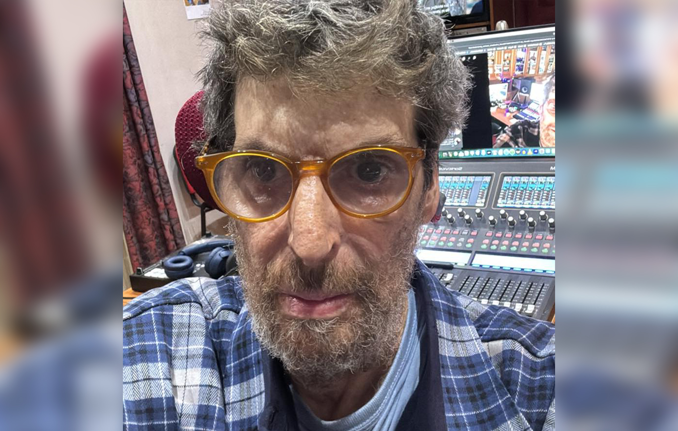 Εκκληση βοήθειας από τον γιο του Μίκη Θεοδωράκη: «Όλο σκέφτομαι να κάνω κακό στον εαυτό μου»