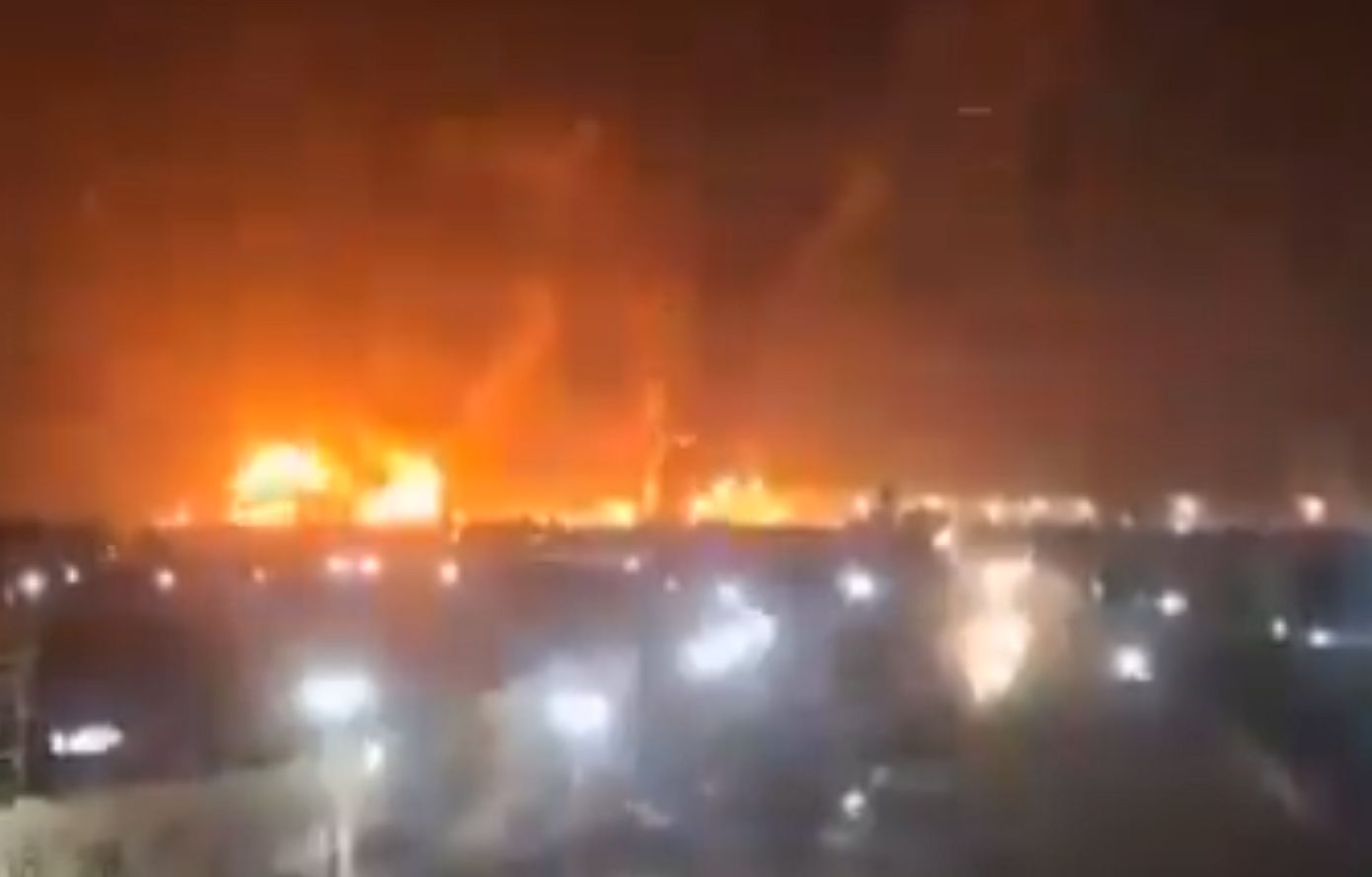 ΗΠΑ και Ισραήλ βομβάρδισαν αποθήκη πετρελαίου στην Τεχεράνη &#8211; Δείτε βίντεο