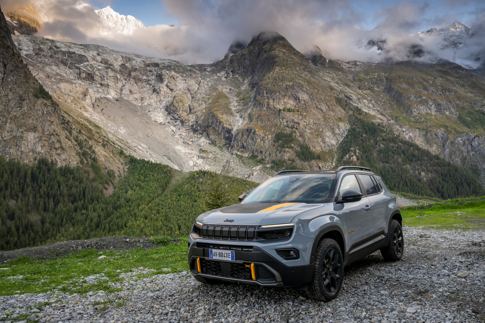 Το Jeep Avenger 4xe στο Χιονοδρομικό Κέντρο Παρνασσού