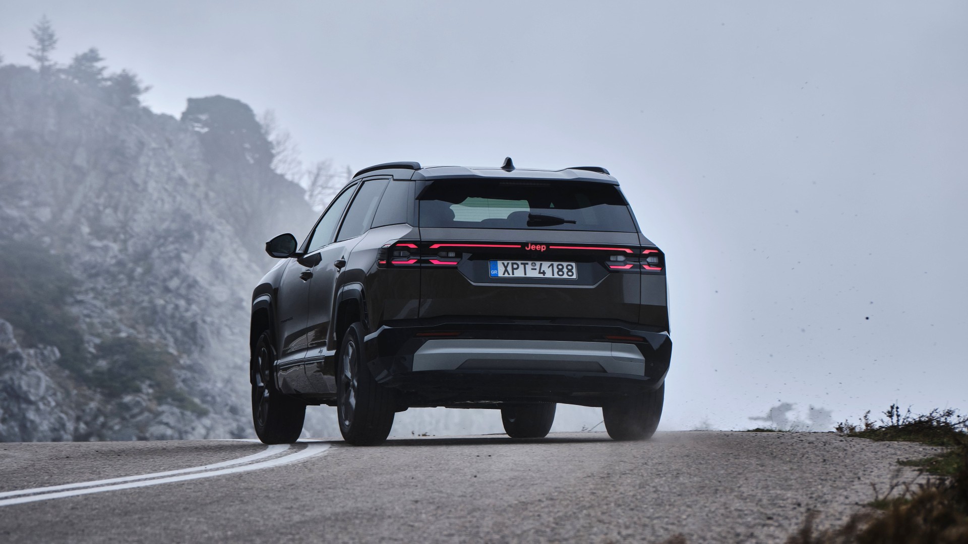 Οδηγούμε το νέο Jeep Compass επί ελληνικού εδάφους