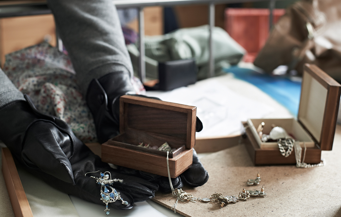 Λαμία: Αδέλφια κυνήγησαν τους κλέφτες και έσωσαν τα χρυσαφικά της μητέρας τους