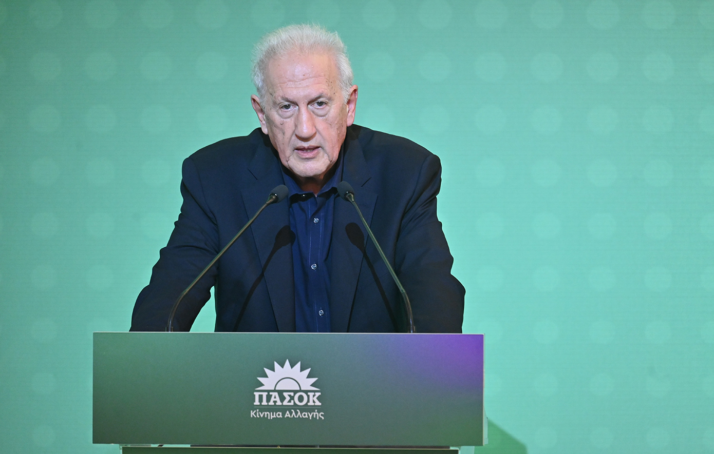 Σκανδαλίδης: «Δεν σταματάμε εδώ» – Το ΠΑΣΟΚ μεγαλώνει την ομάδα κρούσης