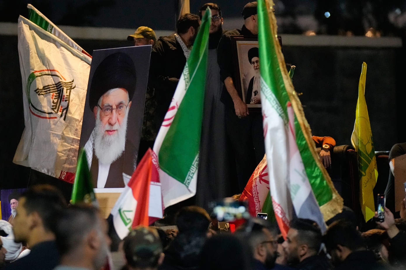 Η κόρη και το εγγόνι του Χαμενεΐ σκοτώθηκαν στις επιθέσεις, σύμφωνα με κρατικά μέσα ενημέρωσης