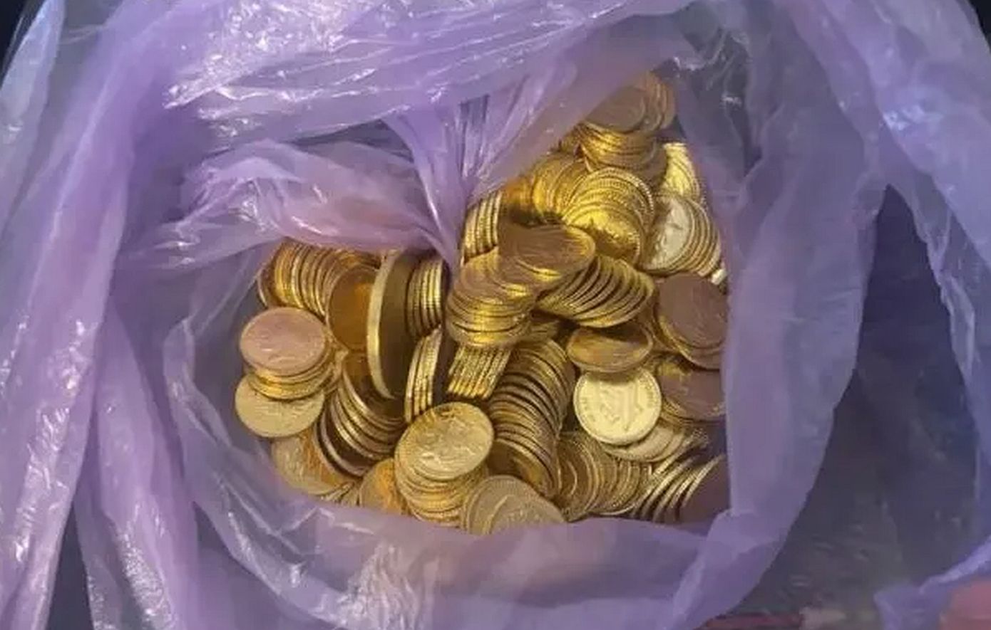 Λάρισα: Εξαρθρώθηκε οικογενειακή εγκληματική οργάνωση που εξαπατούσε πολίτες με χρυσές λίρες &#8211; Πάνω από 1 εκατ. ευρώ η λεία