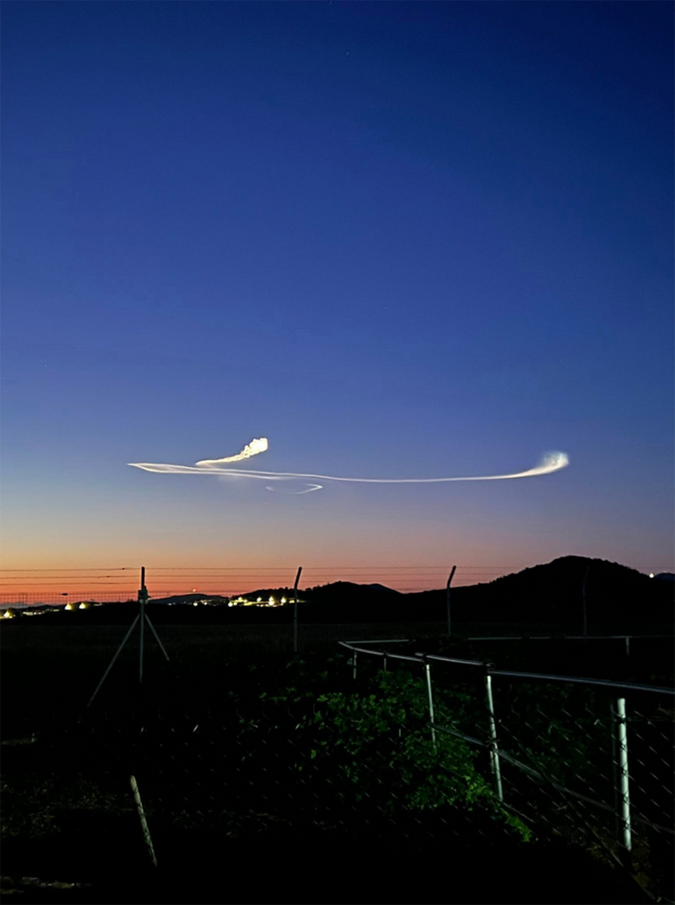 Στον ουρανό της Κύπρου το φαινόμενο «διαστημική μέδουσα»-Ποια η εξήγηση Στον ουρανό της Κύπρου το φαινόμενο «διαστημική μέδουσα»-Ποια η εξήγηση