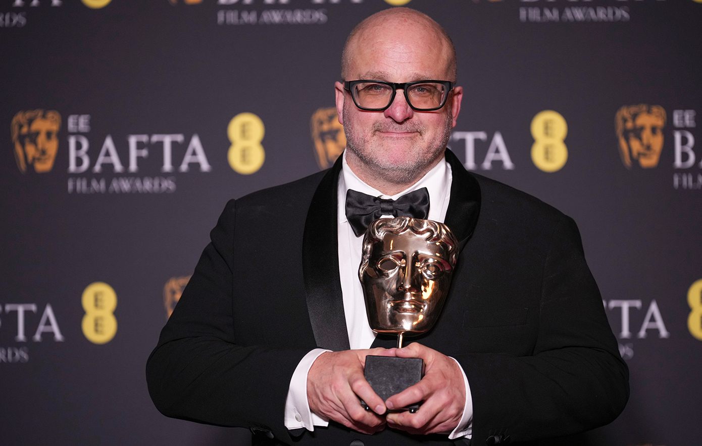 Ο Μάικλ Μπάουμαν για το «One Battle After Another» κέρδισε το βραβείο της Αμερικανικής Ένωσης Κινηματογραφιστών