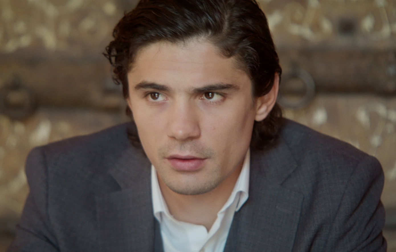 "Να μ' αγαπάς" - Η ζωή του Θεόφιλου κινδυνεύει