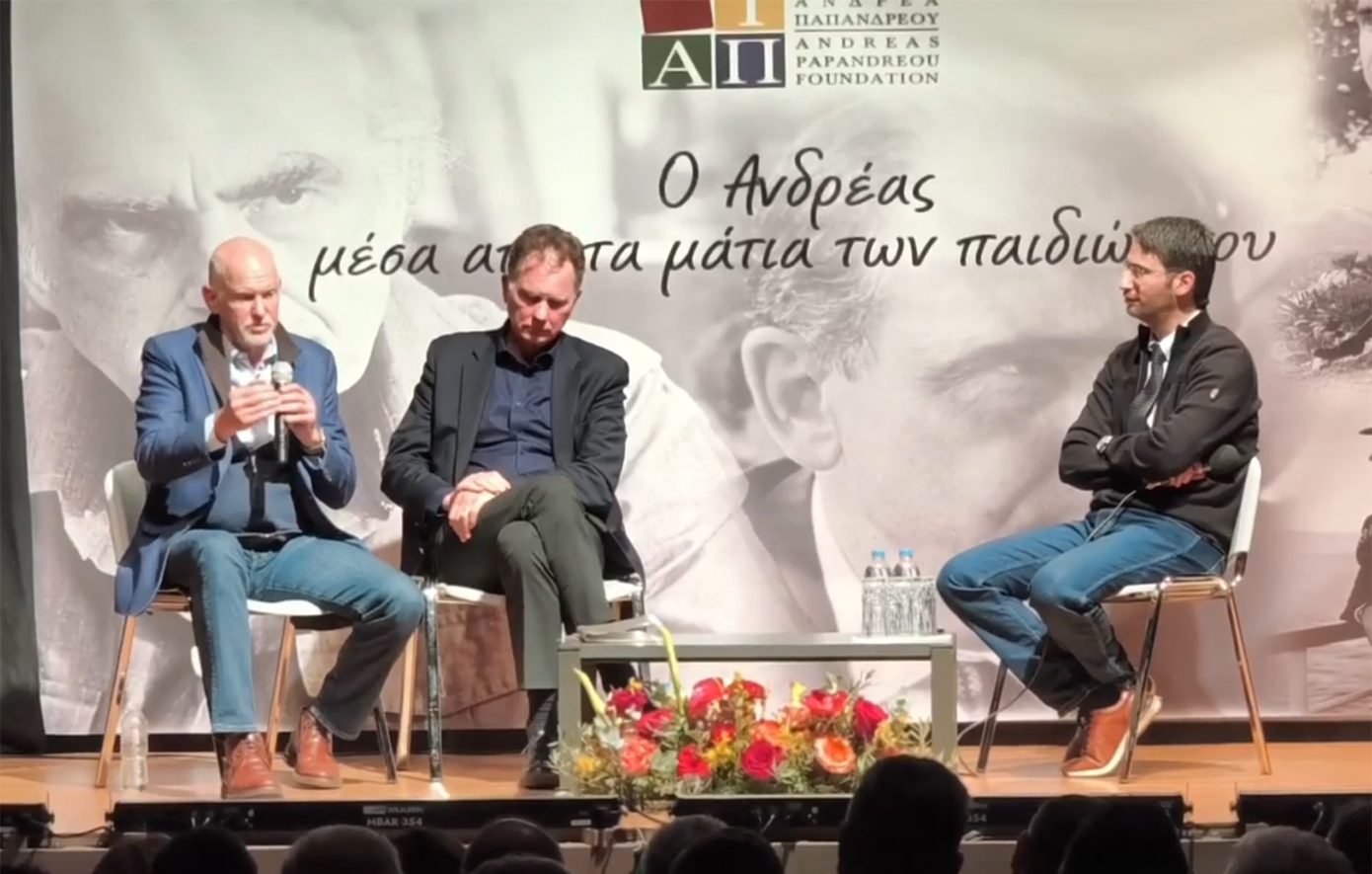 «Πού είναι ο Ανδρέας; Θα σε σκοτώσω»: Οι αφηγήσεις Γιώργου και Νίκου Παπανδρέου για τον πατέρα τους &#8211; Όλο το ΠΑΣΟΚ στην Αγία Βαρβάρα