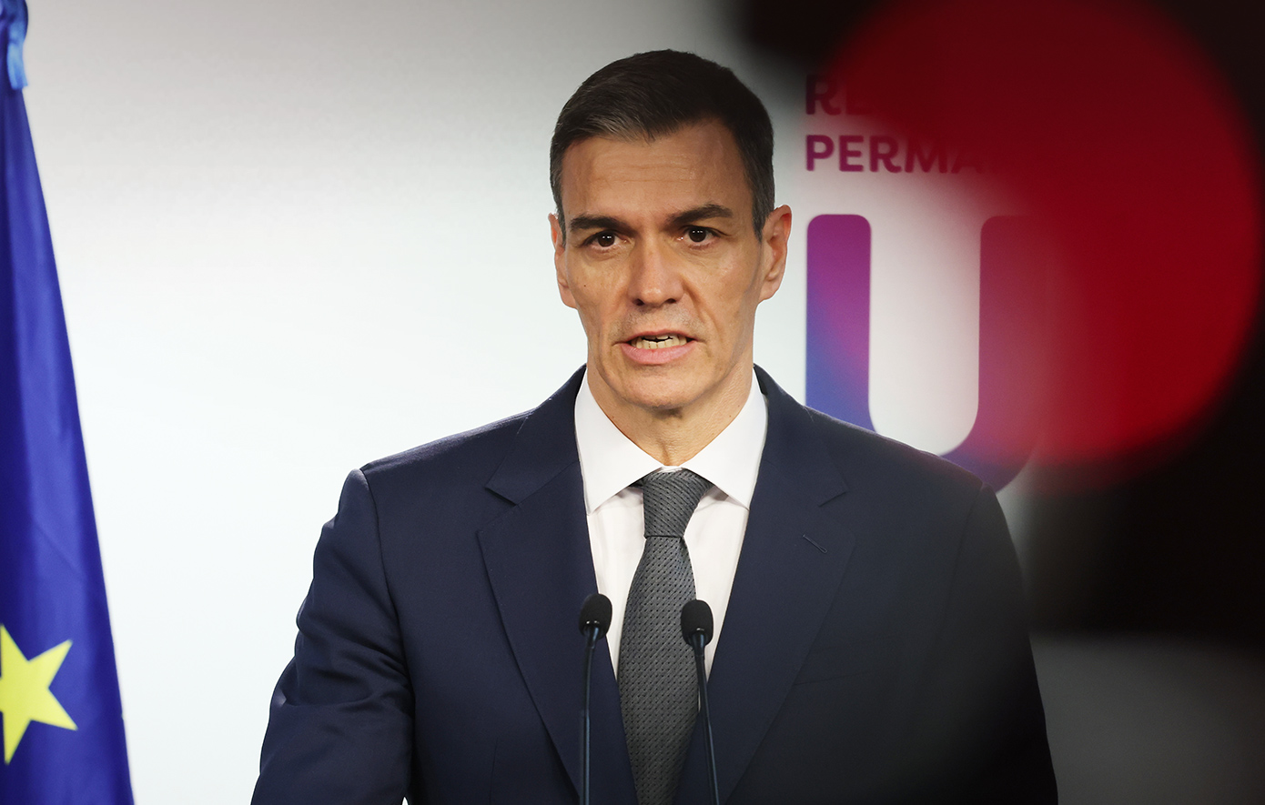 Ήξεις αφήξεις ο Ισπανός πρωθυπουργός &#8211; «Τεράστιο λάθος ο πόλεμος και απέραντο σεβασμό στον Τραμπ»