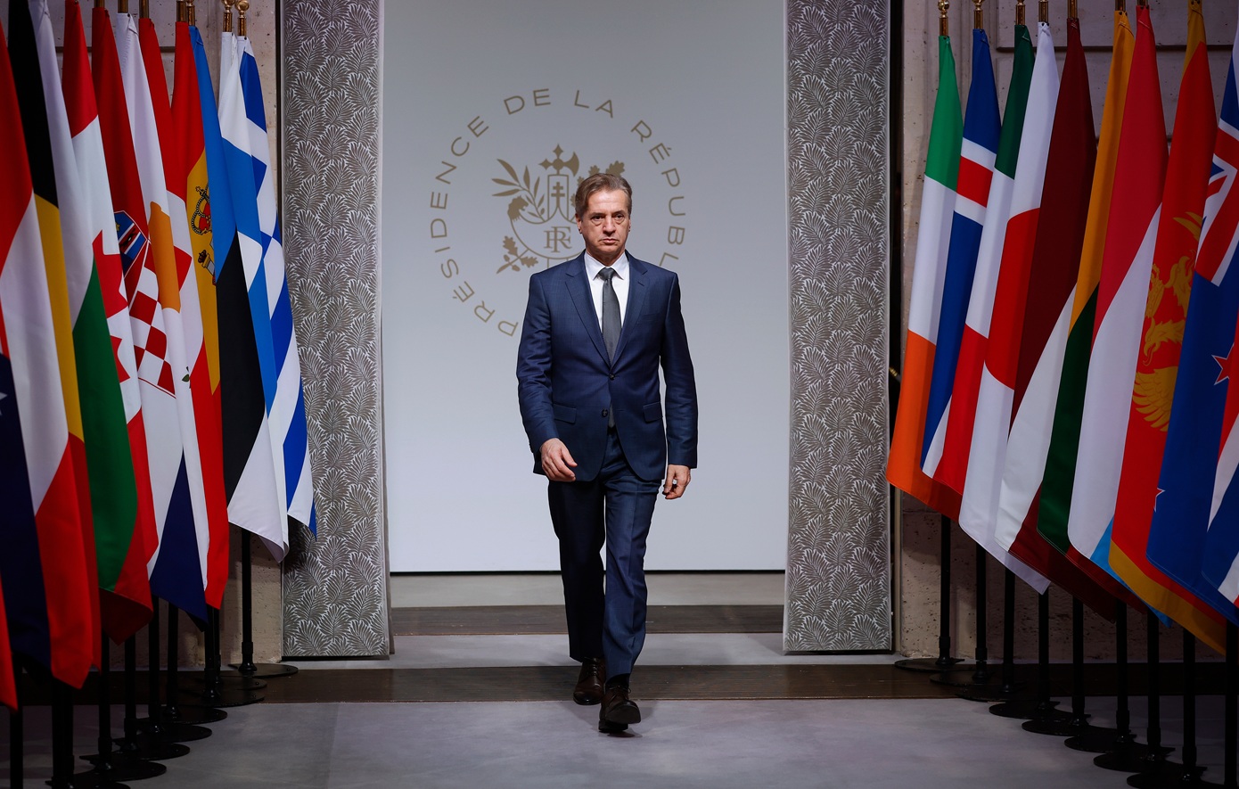 Ο άνθρωπος που τα βάζει με Όρμπαν και Γιάνσα: Πώς ο Ρόμπερτ Γκολόμπ θέλει να σώσει Σλοβενία και ΕΕ