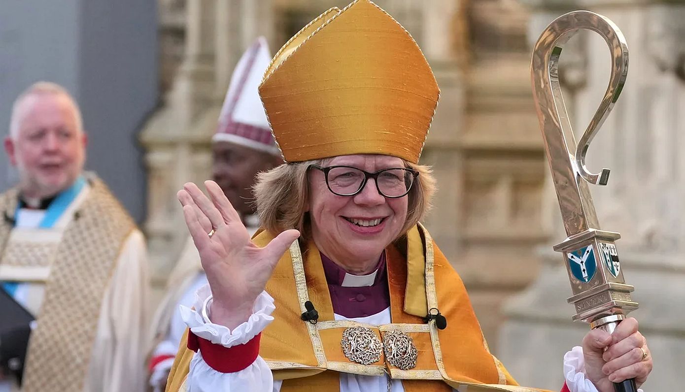 Η Σάρα Μάλαλι έγινε η πρώτη γυναίκα Αρχιεπίσκοπος του Καντέρμπουρι στην ιστορία της Αγγλικανικής Εκκλησίας